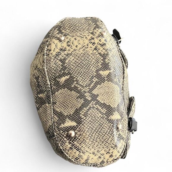 Banana Republic Snakeskin Print Drawstring Shoulder Bag - Picture 5 of 7